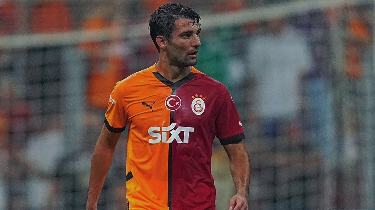 Galatasaray'da Leo Dubois'in performans gz doldurdu