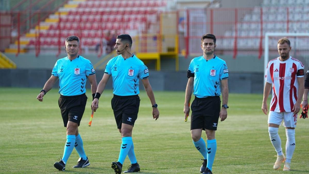 Yeni Malatyaspor sahaya kmad! Ma iptal oldu