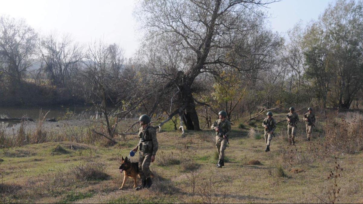 Edirne'de yurt dna kamak isteyen 2 FET phelisi gvenlik gleri tarafndan yakaland