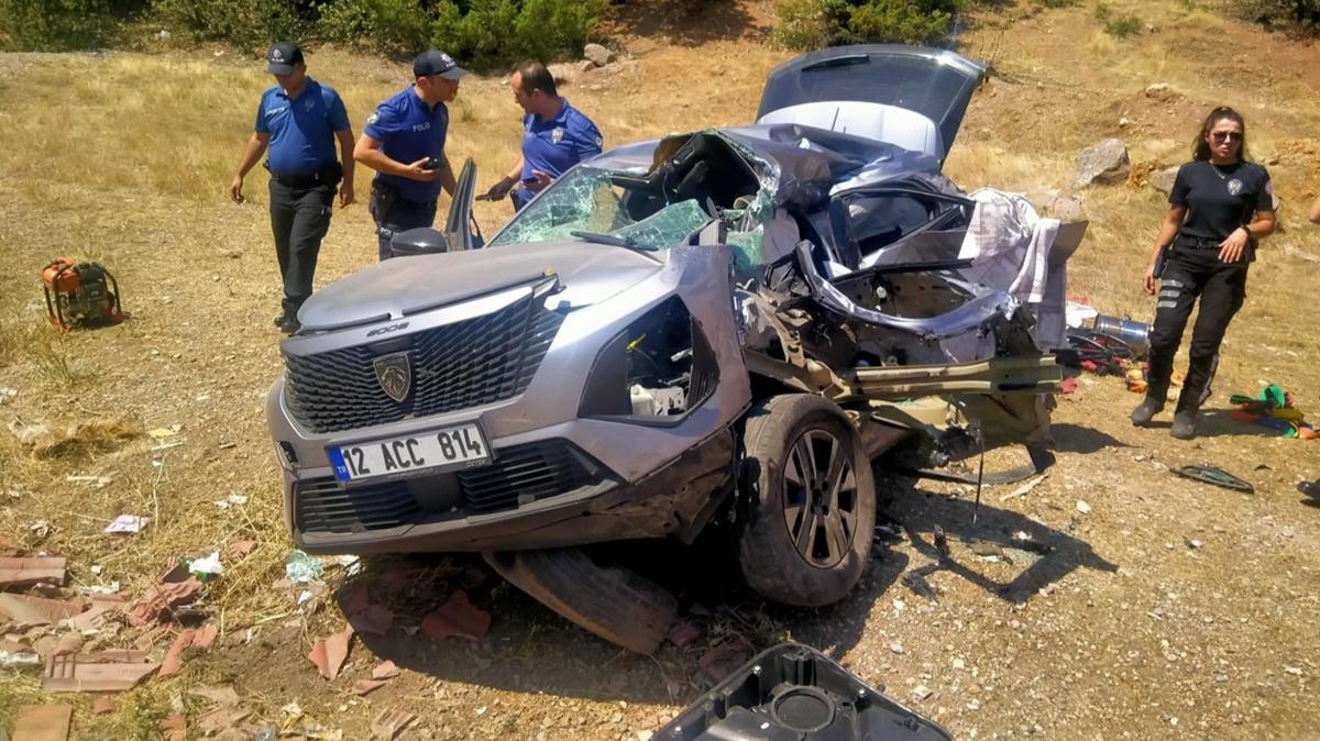 Tunceli'deki kazada 1'i ocuk 2 kii hayatn kaybetti