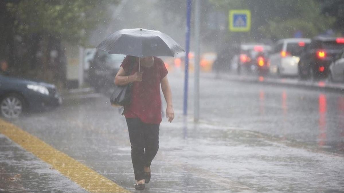 Meteoroloji 1. Blge Mdrl stanbul iin uyard! Gk grltl saanak geliyor