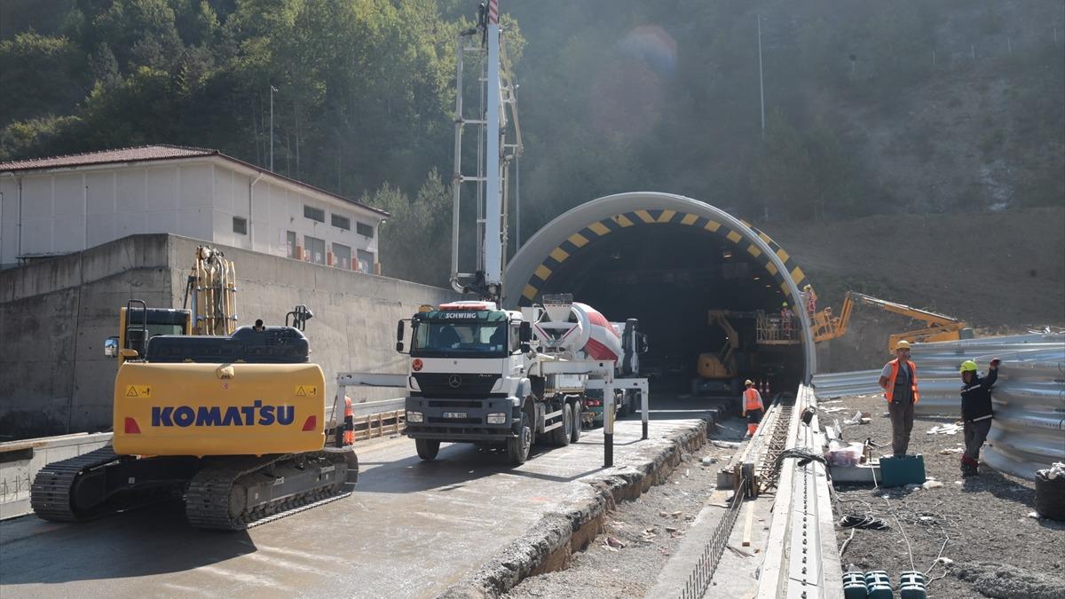 Bolu Da Tneli'nde heyelan riskini ortadan kaldracak alma