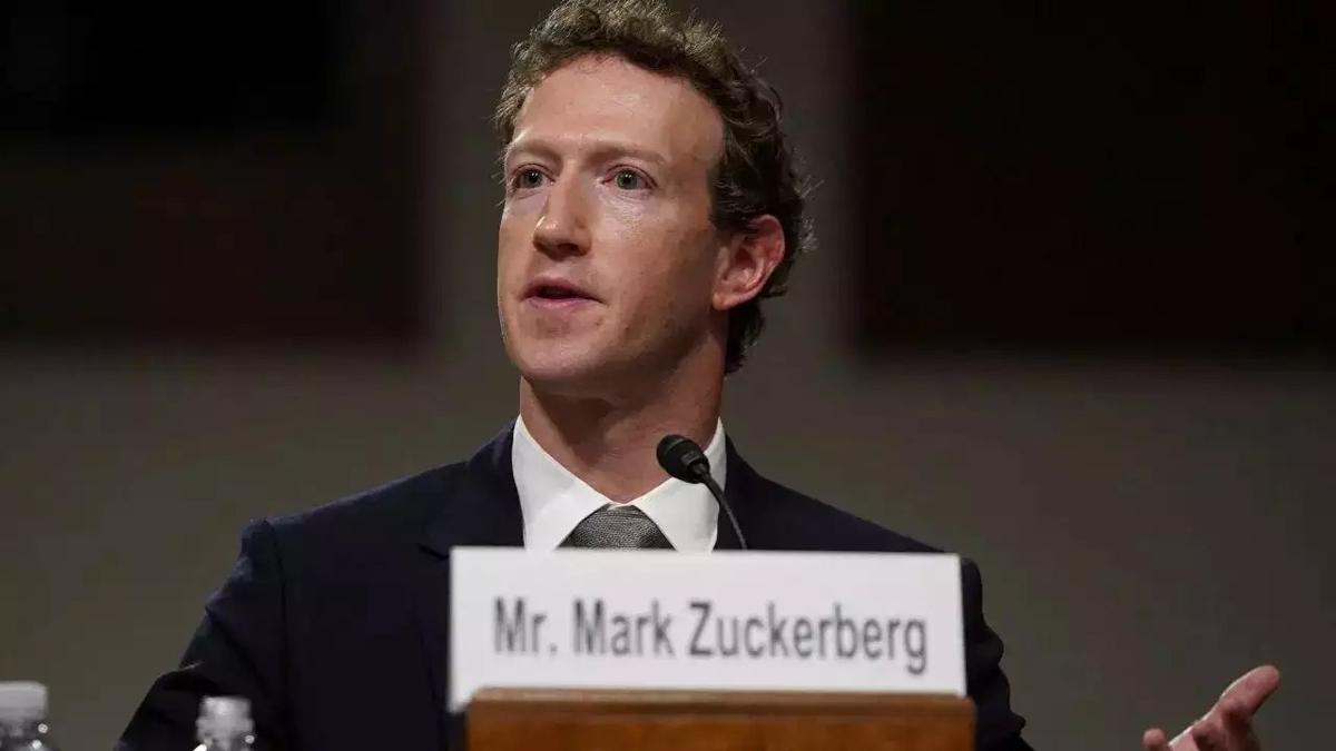 Zuckerberg'den ABD hkmetine 'bask' sulamas