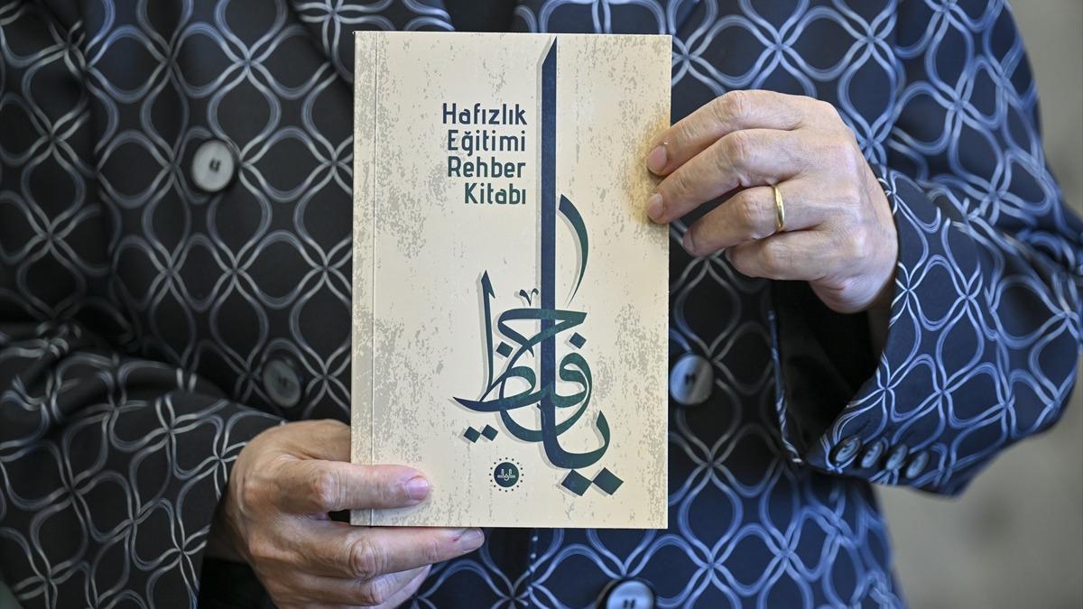 Diyanet'ten hafz olmak isteyenlere rehber kitap