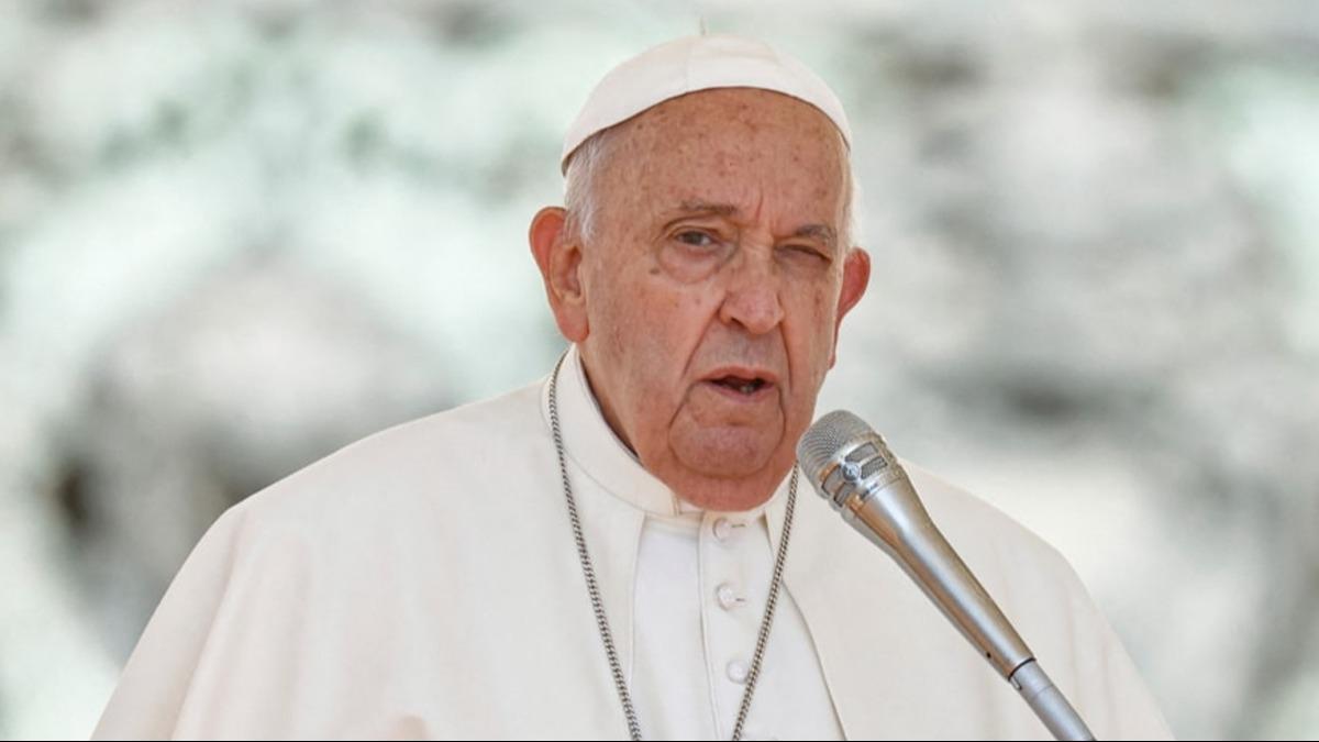 Papa Franciscus: Gmenlerin geri itilmesi ciddi bir gnah