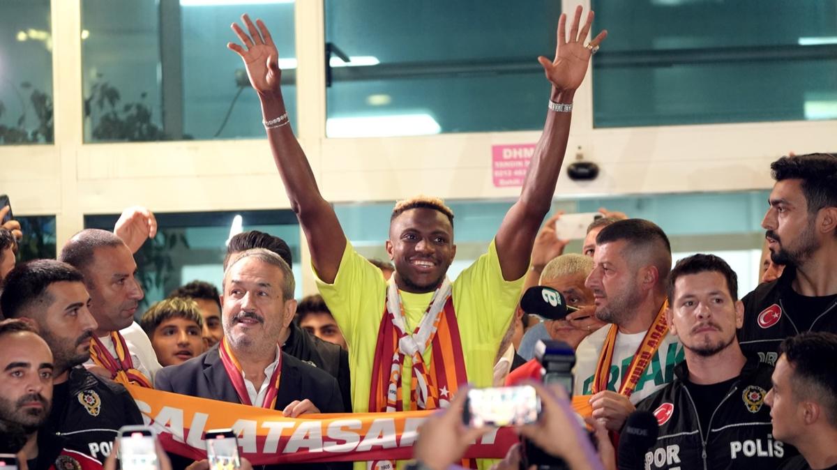 Nijeryal santrfor Victor Osimhen Galatasaray iin stanbul'da