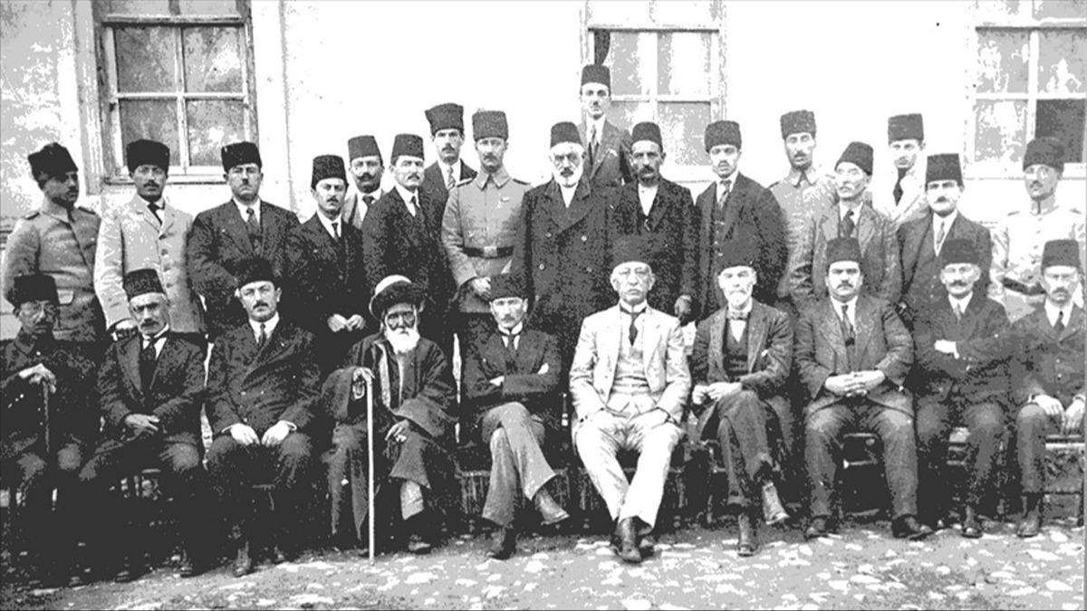 Sivas Kongresi 105 yanda