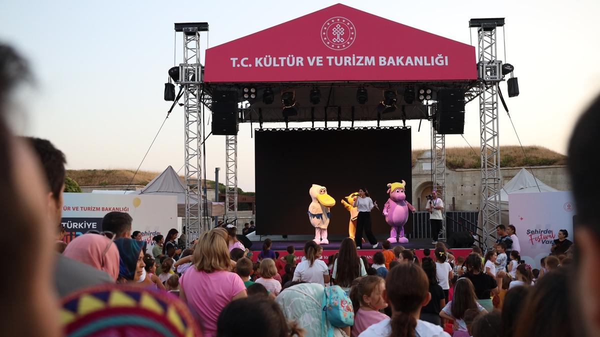 anakkale Kltr Yolu Festivali 5'inci gn etkinlikleri gerekletirildi