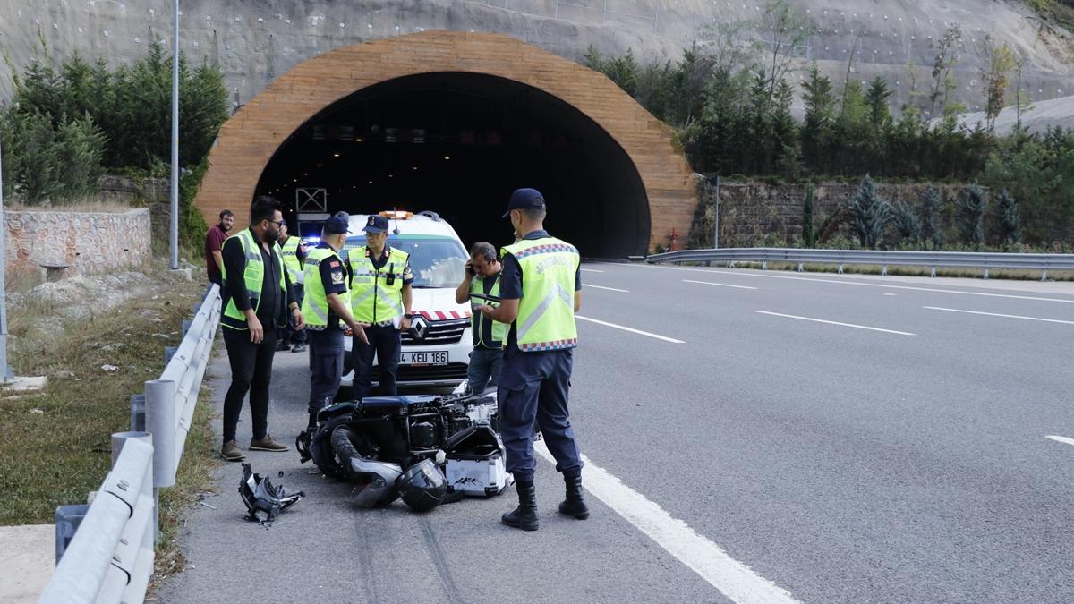 Kocaeli'de motosiklet kazasnda 1 kii ld, 1 kii yaraland