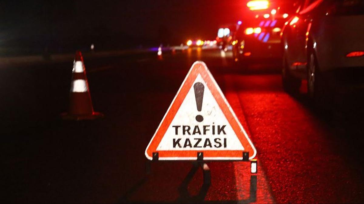 Burdur'da iki otomobilin arpt kazada 2 kii hayatn kaybetti