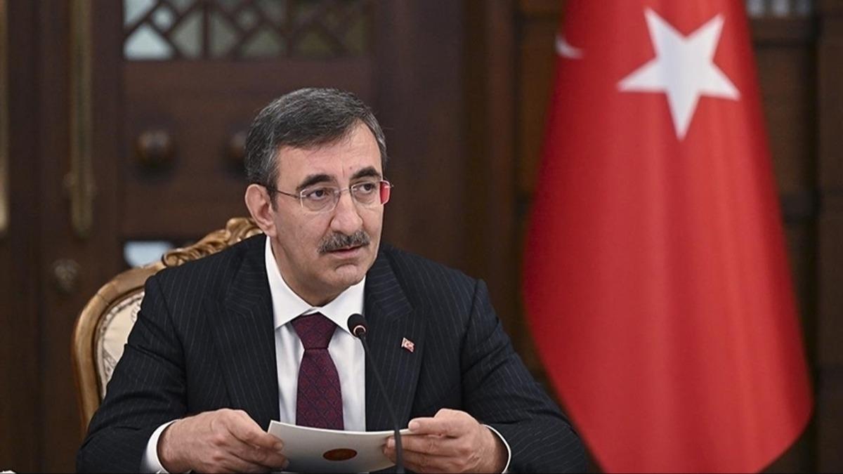 Cumhurbakan Yardmcs Ylmaz: Bugn gk vatandan mavi vatana yerli, milli admlarla yryen Trkiye'yi gryoruz