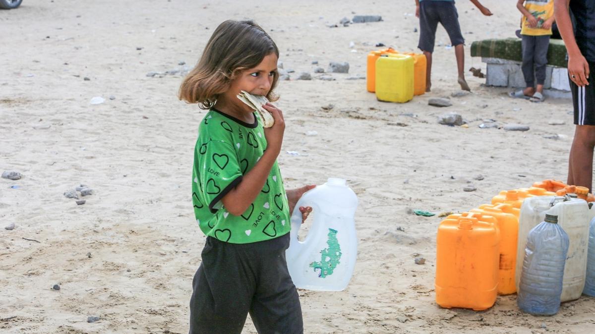 Gazze eridi'ndeki 443 bin ocuk, ocuk felcine kar aland