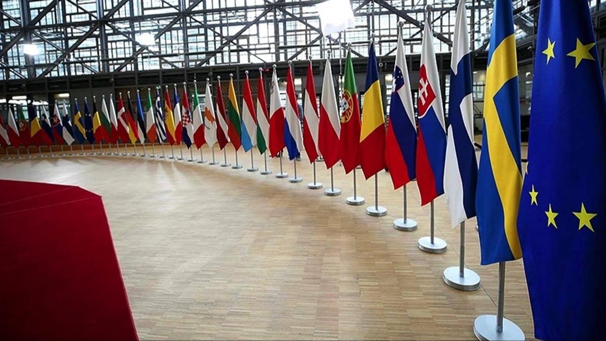 8 AB lkesinden Rus diplomatlara kar yeni hamle! engen blgesindeki seyahatleri kstlanabilir