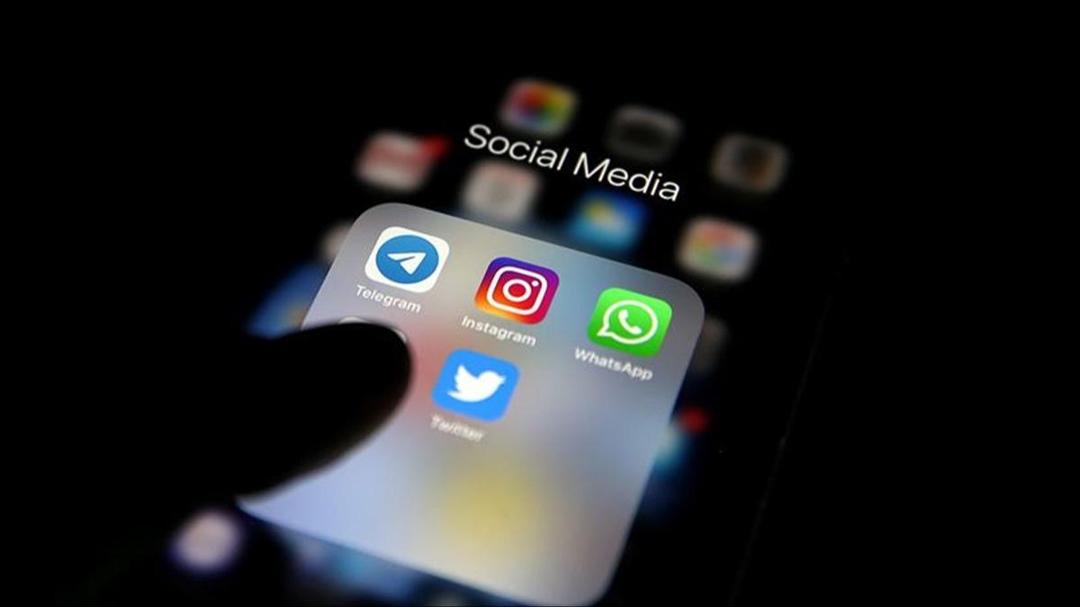 Avustralya'da 14 yandan kklere sosyal medyann yasaklanmas gndemde 