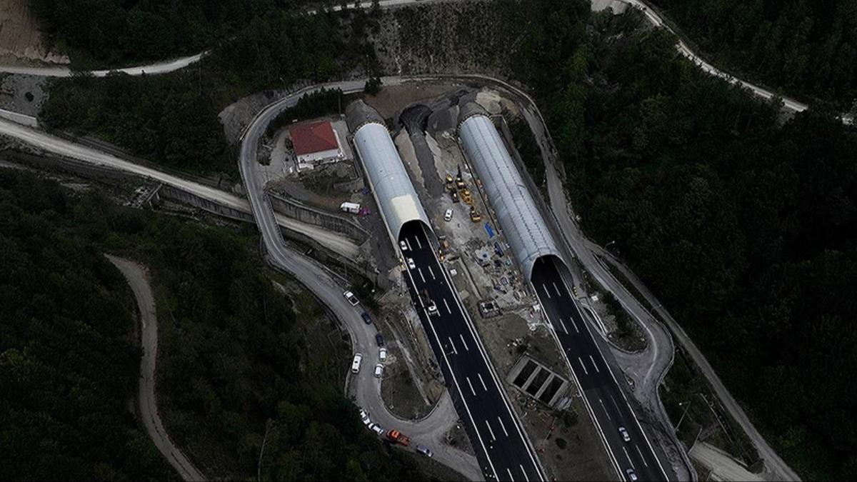Karayollar ekiplerinden youn mesai: Bolu Da Tneli almas planlanan tarihten 12 gn nce bitti
