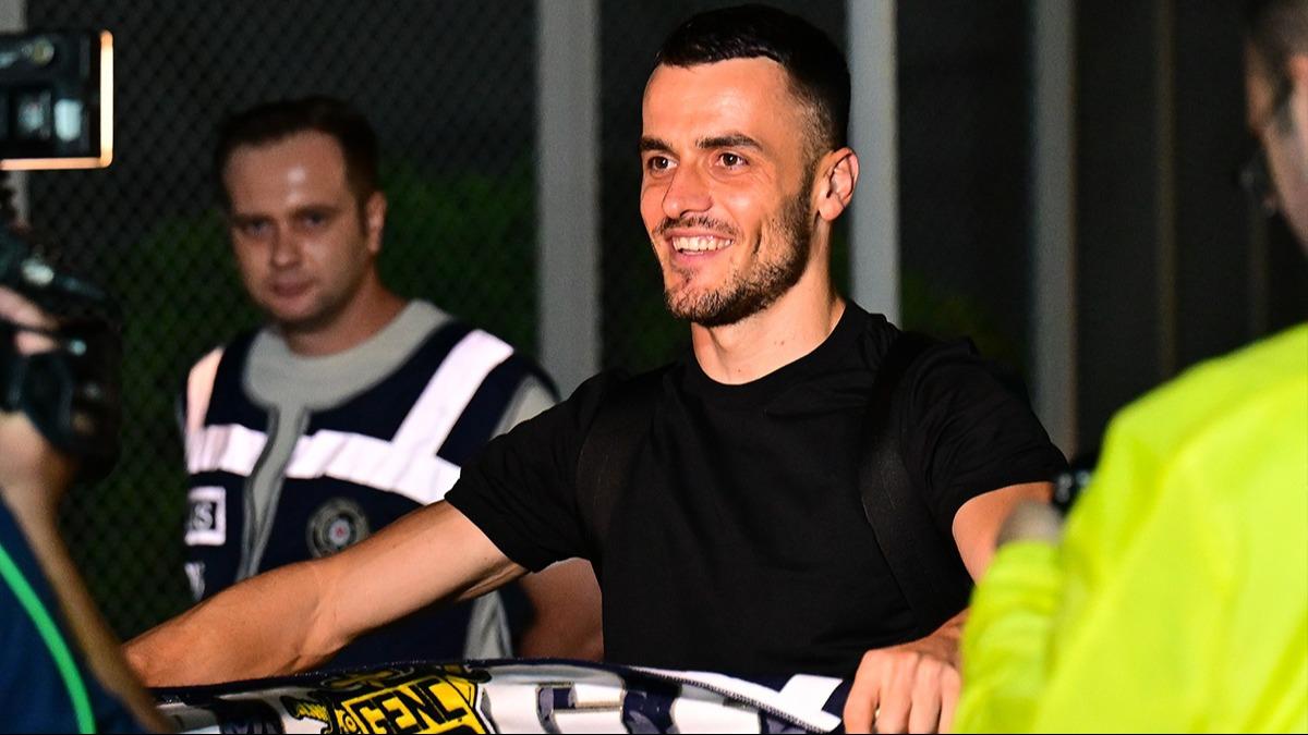 Transferde ters ke! Filip Kostic, Fenerbahe'de