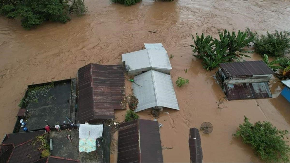 Tayland'da iddetli yalar nedeniyle son bir ayda 33 kii hayatn kaybetti