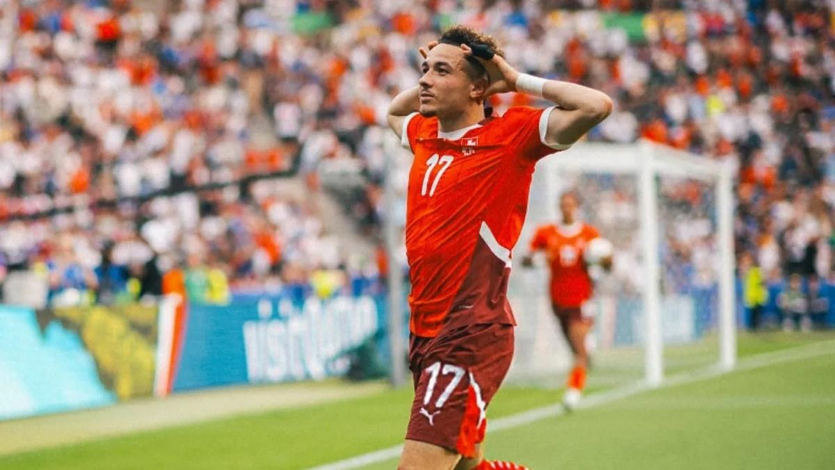 Ruben Vargas'tan Galatasaray'a kt haber!