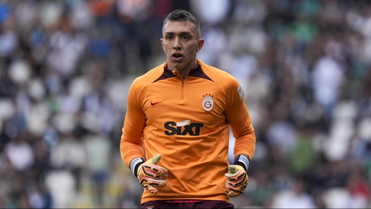 Galatasaray'da derbilerin en deneyimli Fernando Muslera