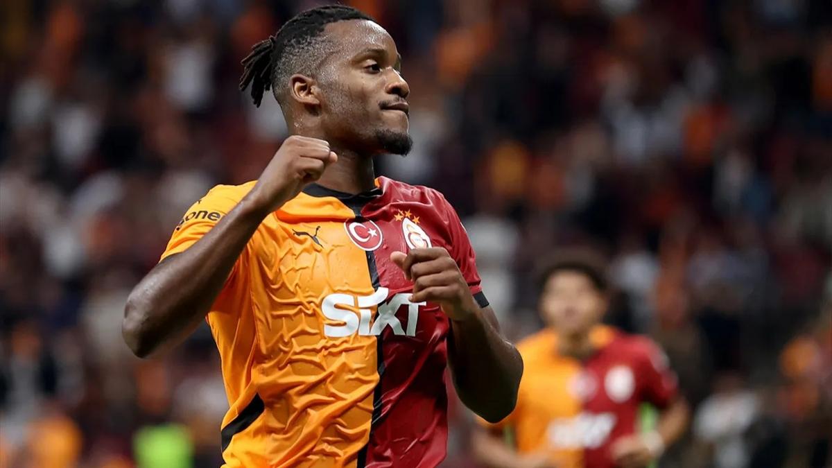 Batshuayi'den derbi paylam! Kum saati detay