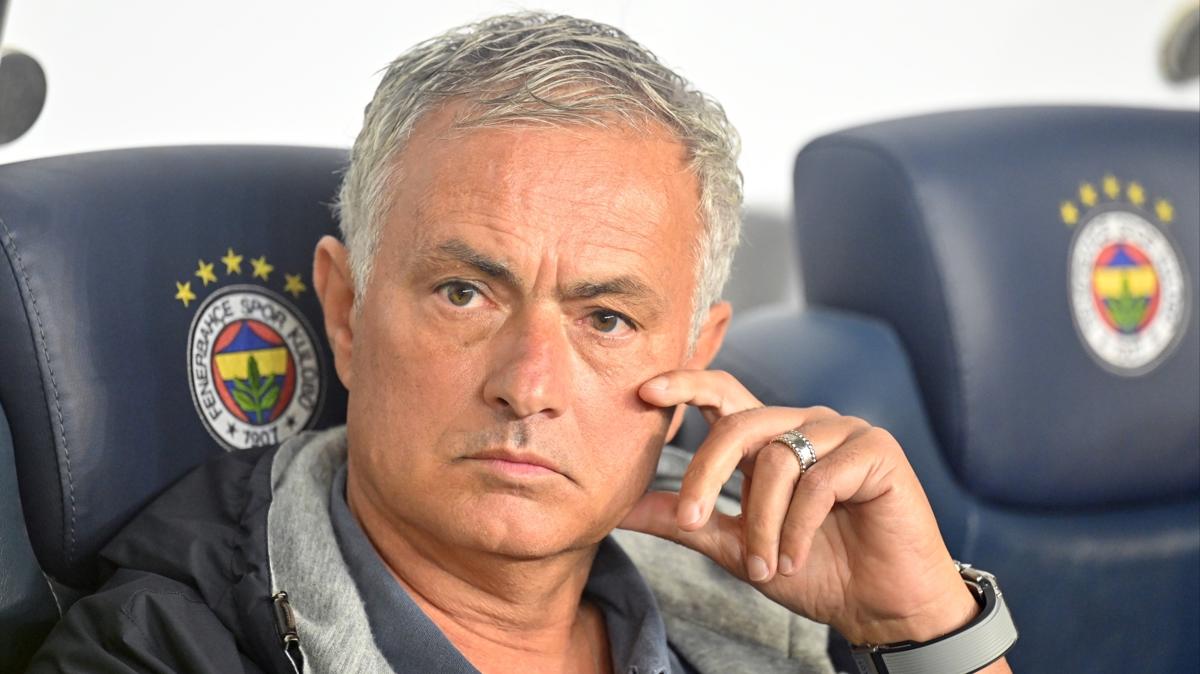 Galatasaray'dan Jose Mourinho'ya gnderme!