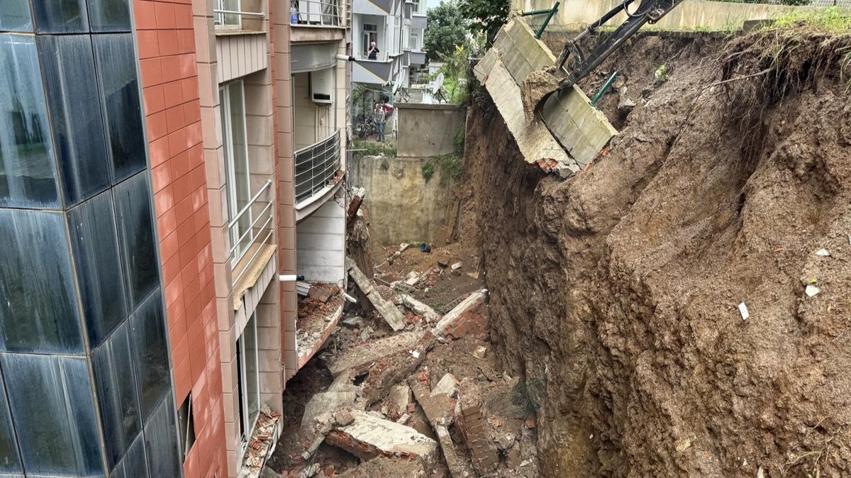 Sinop'ta saanak hayat fel etti: stinat duvar ykld