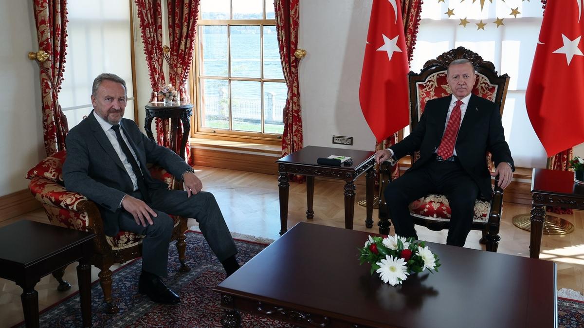 Cumhurbakan Erdoan, SDA Genel Bakan zetbegovi ile grt                                               