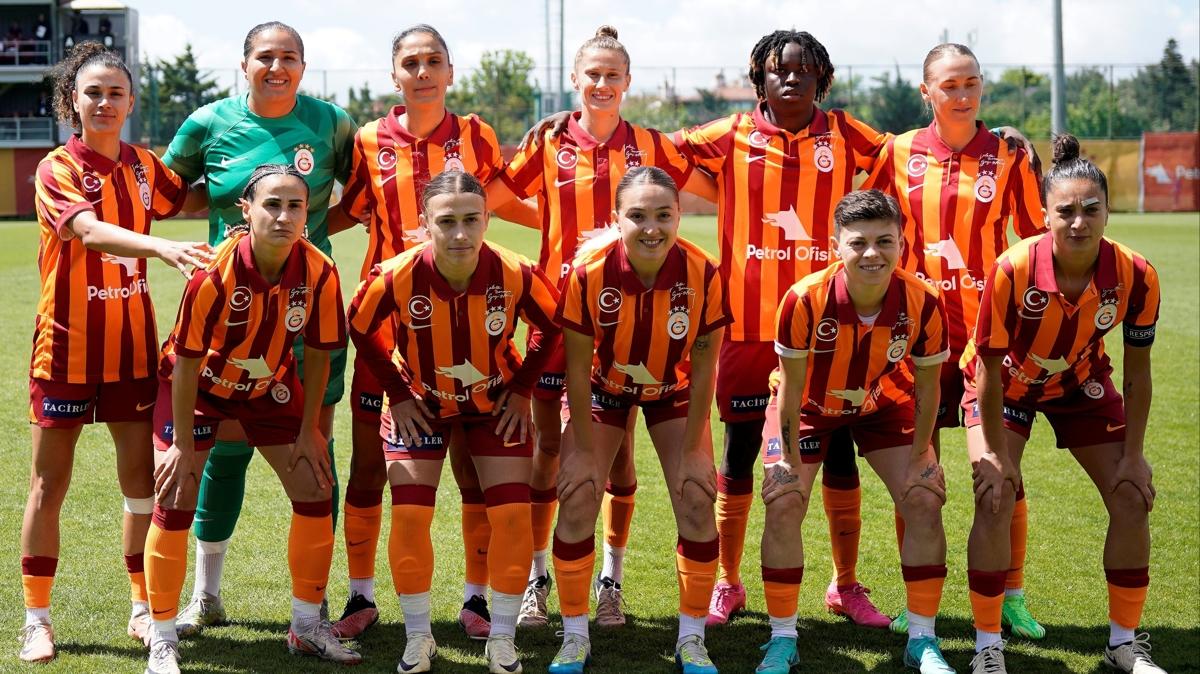 Galatasaray'n ampiyonlar Ligi'ndeki rakipleri belli oluyor