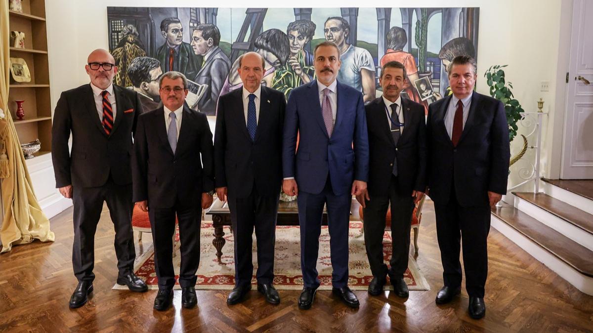 Bakan Fidan ABD'de Tatar ve Ertuğruloğlu ile görüştü