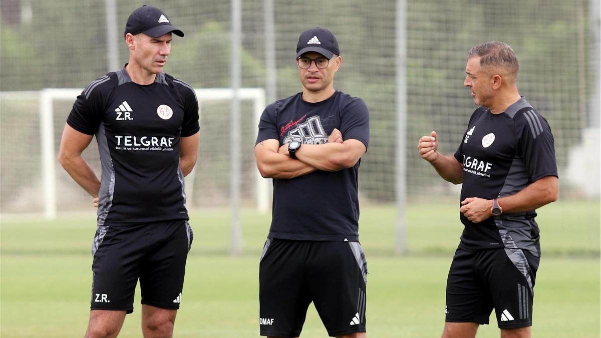 Antalyaspor'da aykur Rizespor mesaisi balad