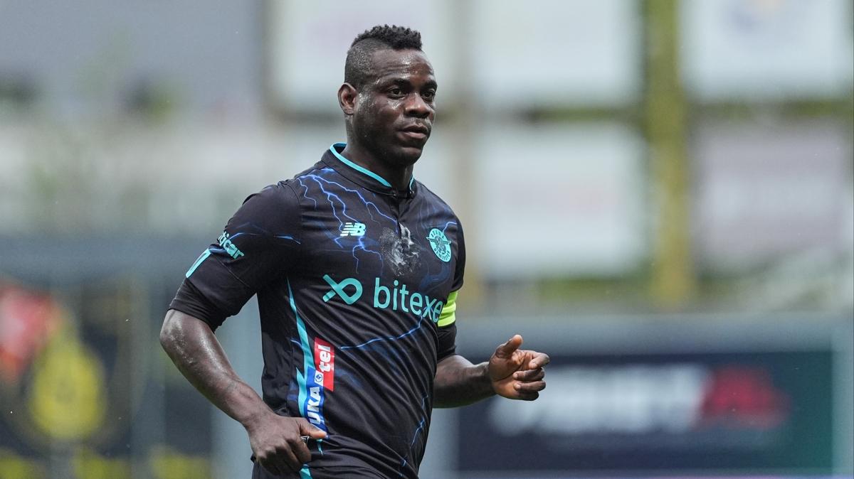 Mario Balotelli'den srpriz transfer!