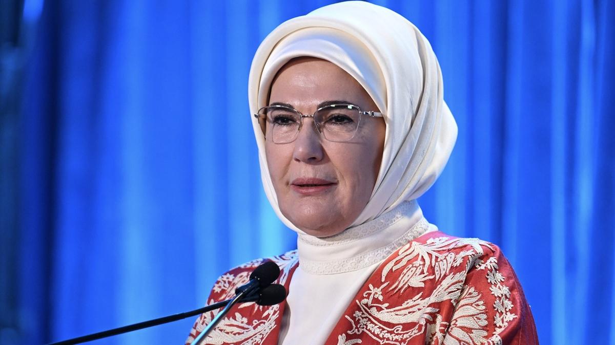 Emine Erdoan'dan 'Dnya Yallar Gn' paylam