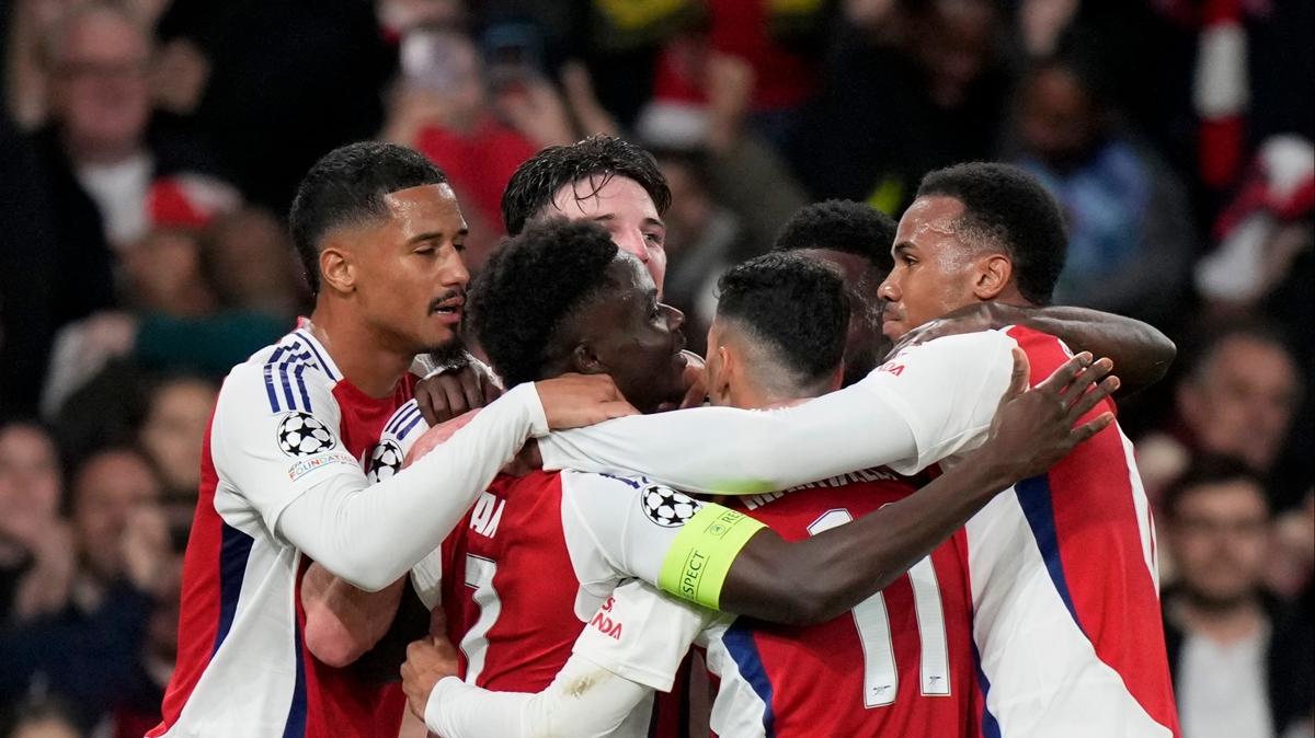 Arsenal, PSG'nin fiini ilk yarda ekti