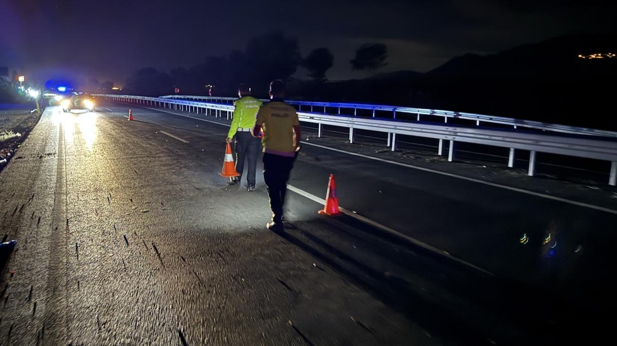 Aydn'da hafif ticari arala arpan motosikletteki 2 kii ld