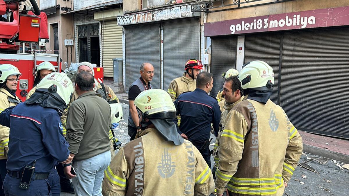 Yrekler aza geldi! Beyolu'nda 3 katl binada kme meydana geldi