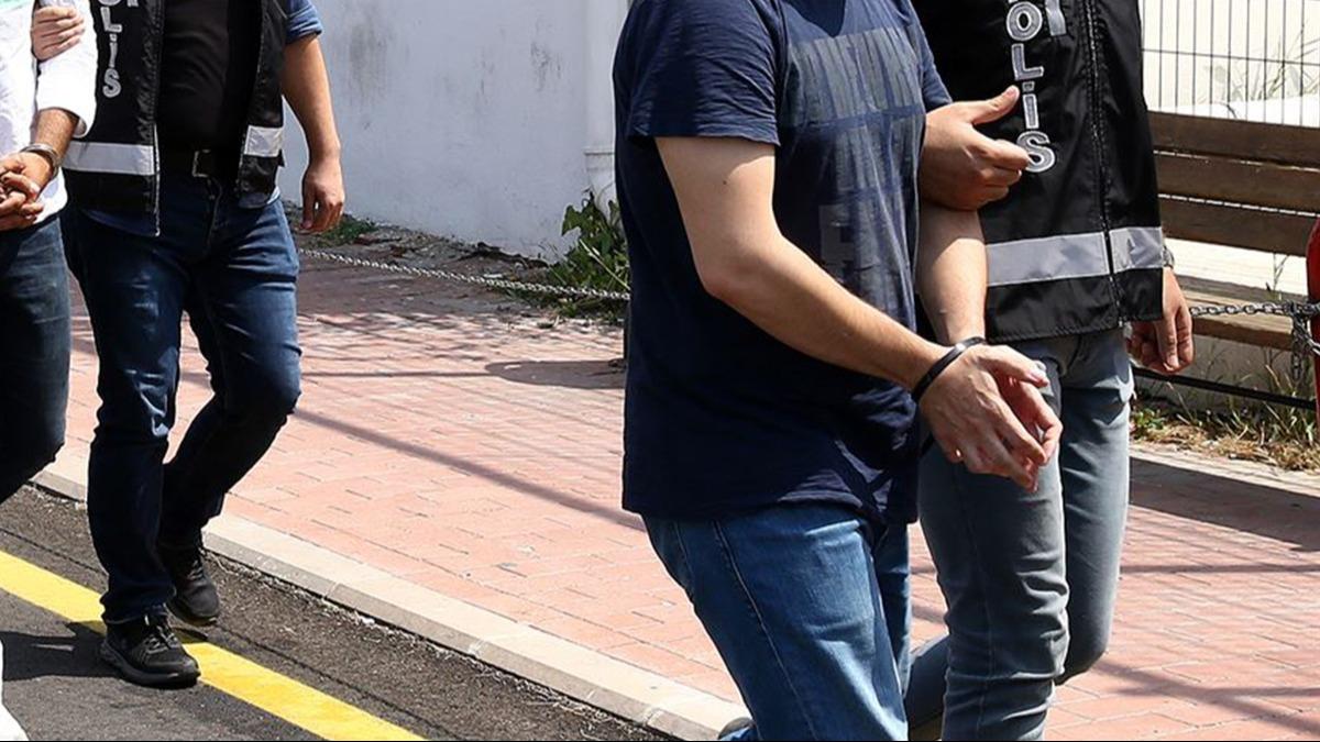 Manisa'da FET operasyonunda ByLock kullancs 2 kiiye tutuklama