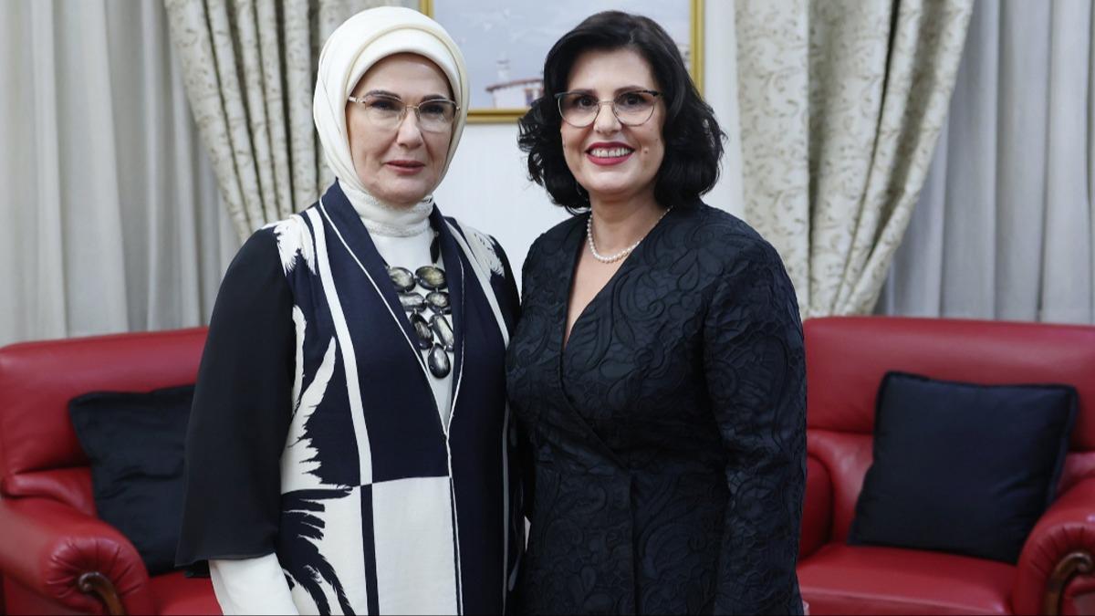 Emine Erdoan, Arnavutluk Cumhurbakan'nn ei Armanda Begaj ile grt