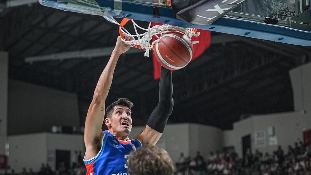 Anadolu Efes deplasmanda gld