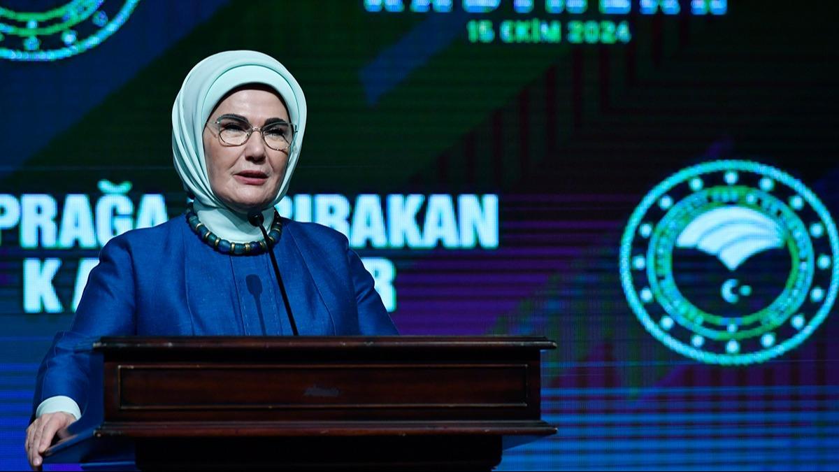 Emine Erdoan 'Topraa z Brakan Kadnlar Program'nda Anadolu kadnlarna seslendi