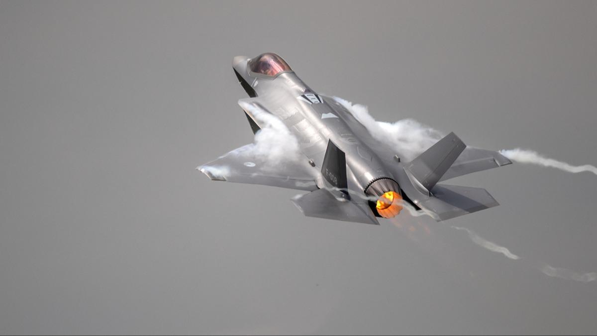 lk teslimat resmen gerekleti: F-35 jetleri hava ssne indi  