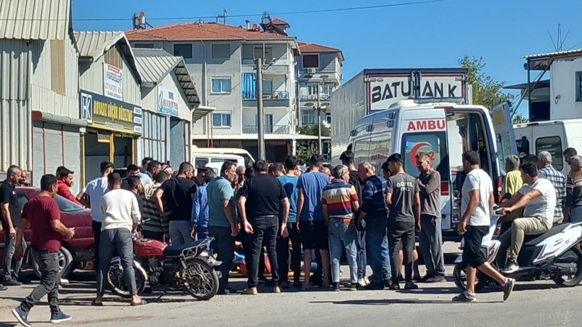 Antalya'da polis memuruna silahl saldr