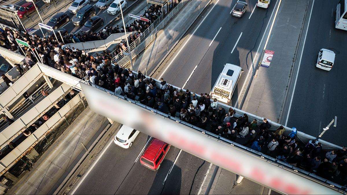 BB'nin almas vatanda canndan bezdirdi! ileye dnen uzun kuyruklar olutu