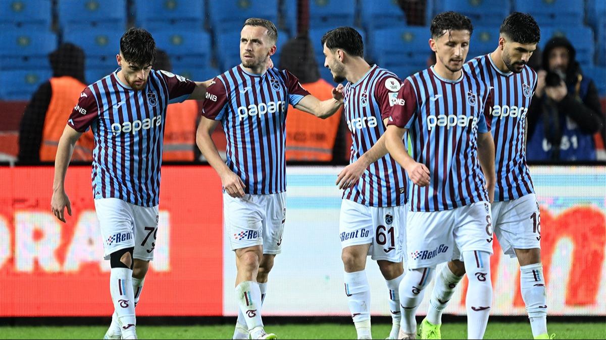 Edin Visca Trabzon'a hayat verdi! Frtna 90+1'de 3 puan kapt