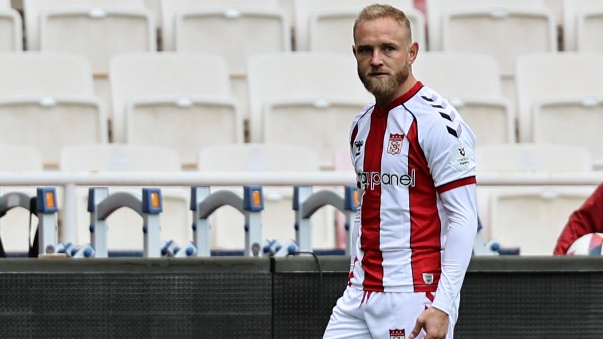 Alex Pritchard'dan Sivasspor'a kt haber