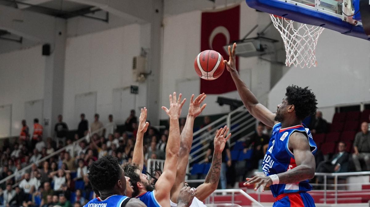 Anadolu Efes deplasmanda kazand