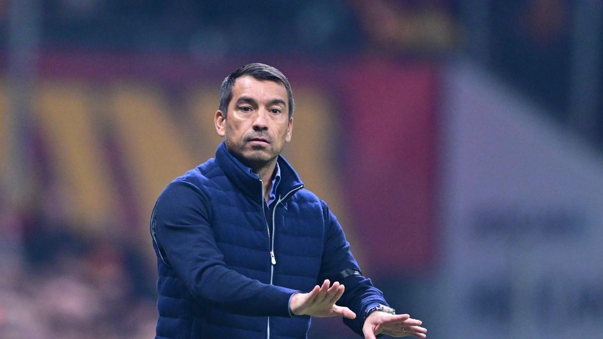 Van Bronckhorst'tan ma sonu tepki: 