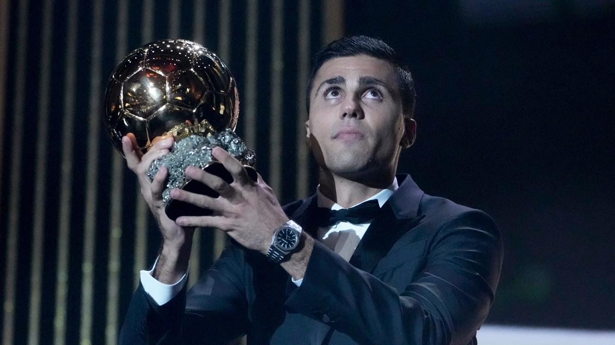 Ballon d'Or sahibini buldu! Hakan alhanolu da listede 