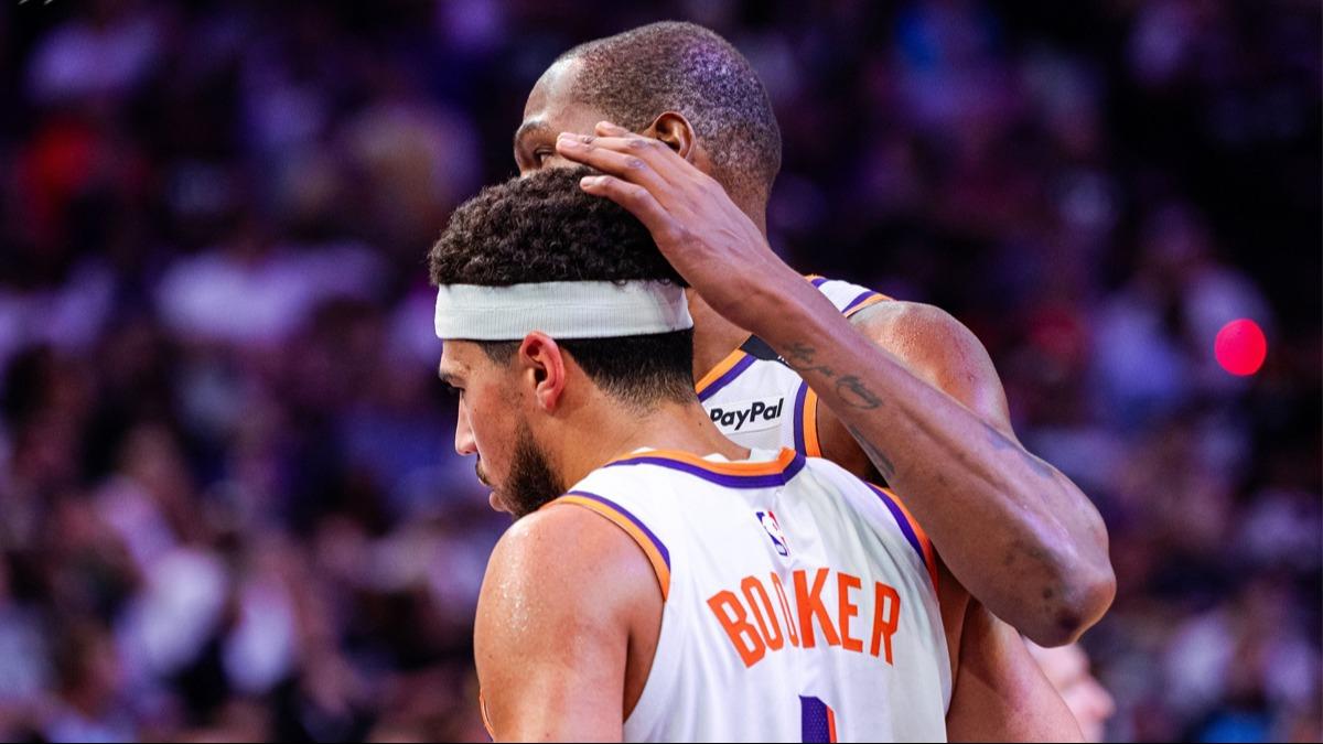 Lakers' Booker ve Durant'n saylar ykt