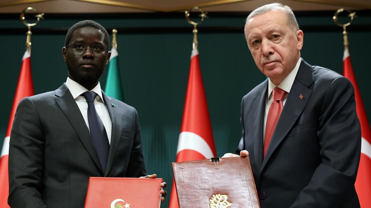 Trkiye ile Senegal arasnda 4 anlama: Cumhurbakan Erdoan: Hedefimiz 1 milyar dolar