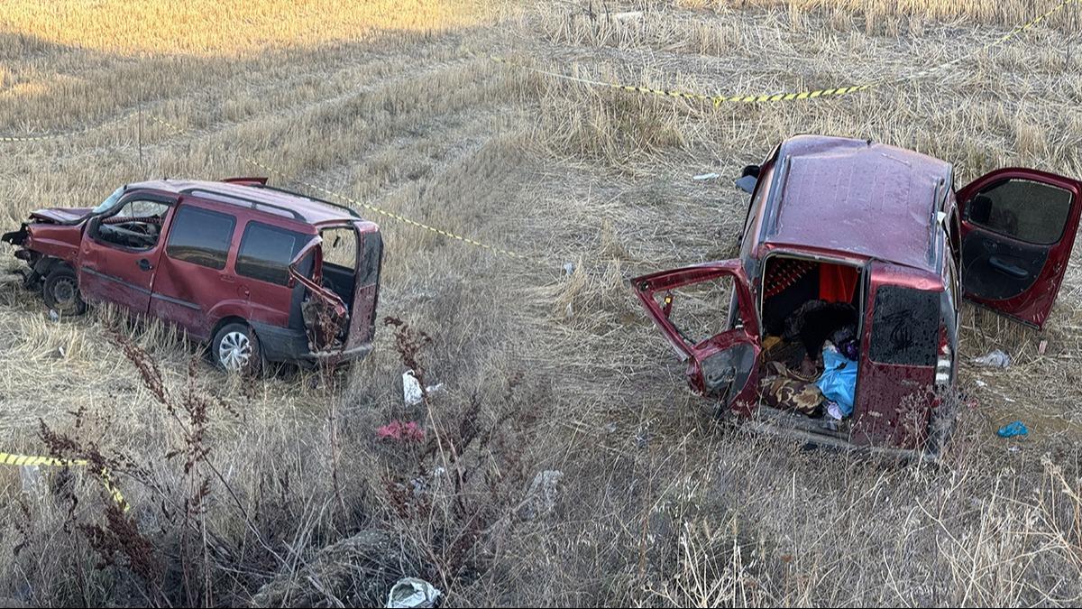 Bilecik'te arampole yuvarlanan arata 2 ceset! Bir ahs hakknda arpc detay ortaya kt